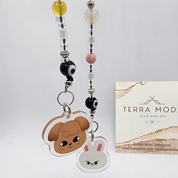 KPop - Stray Kids SKZOO Jeweled Chain - Rose Gold Option with Loop Finish - Picture 3 of 7